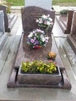 pierre tombale cimetiere de cergy pontoise